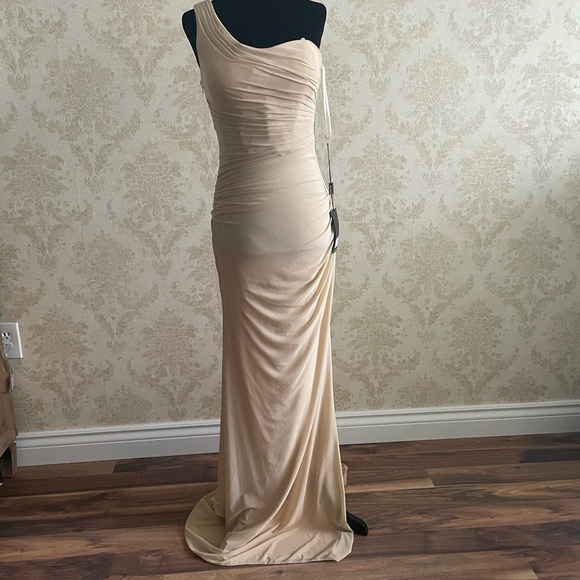 BNWT La Femme one shoulder gown - Picture 2 of 11